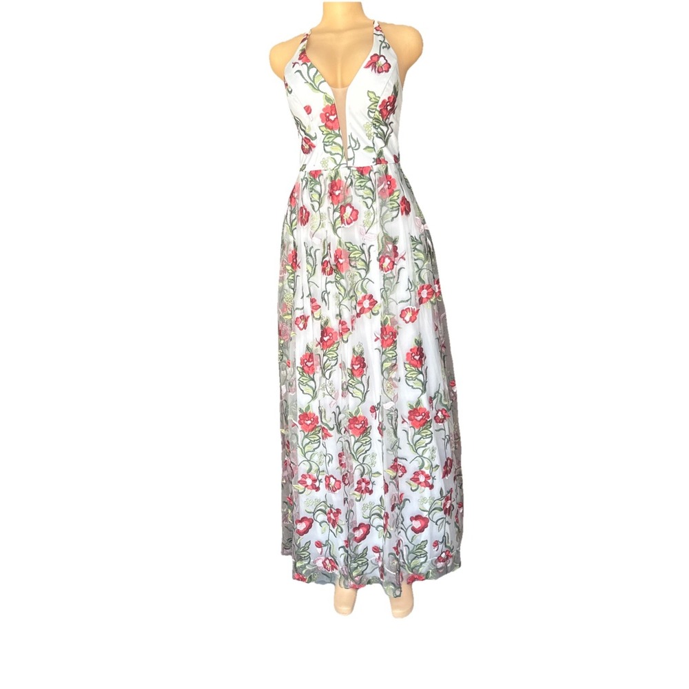 City Studio White Embroidered‎ Floral Overlay Formal Maxi Gown Size 1